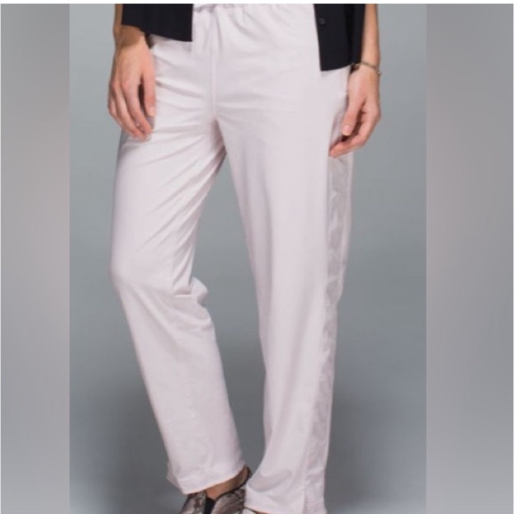 Lululemon🍋Rise&Shine Trouser Lined Blush Pink Pant Like New Size 6